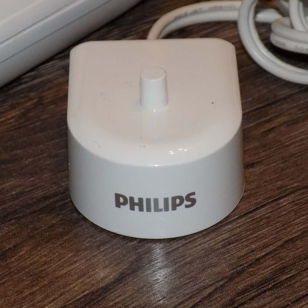 Philips Sonicare Rechargeable Electric‎ Toothbrush Pink Travel Case Charger - Picture 6 of 6